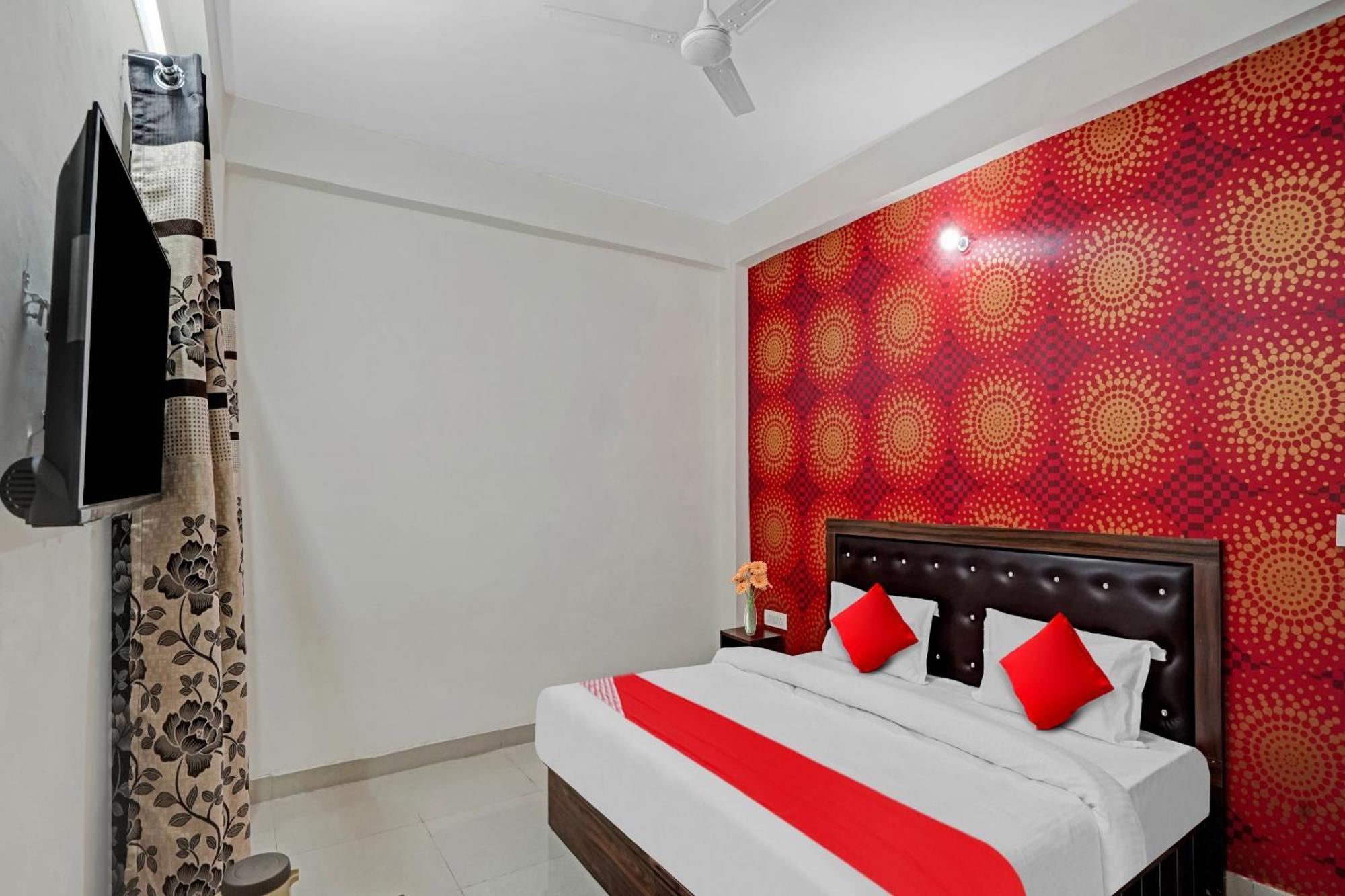 Hotel O Avs Hotel & Restaurant Noida Exteriör bild