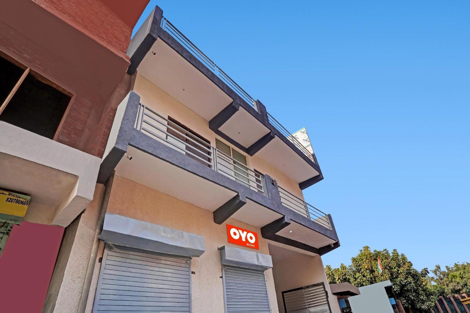Hotel O Avs Hotel & Restaurant Noida Exteriör bild
